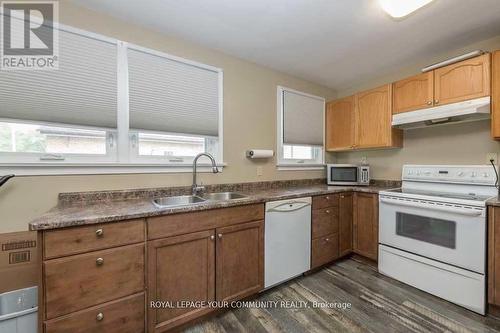 11 Oak Street, Barrie, ON - Indoor Photo Showing Kitchen With Double Sink