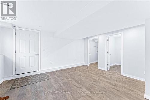 54 Copeman Crescent, Barrie, ON - Indoor Photo Showing Other Room