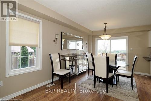 67 Bloomington Drive, Cambridge, ON - Indoor Photo Showing Dining Room