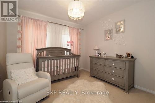 67 Bloomington Drive, Cambridge, ON - Indoor Photo Showing Bedroom