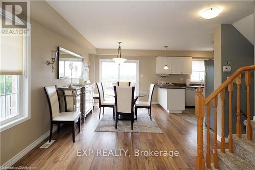 67 Bloomington Drive, Cambridge, ON - Indoor Photo Showing Dining Room