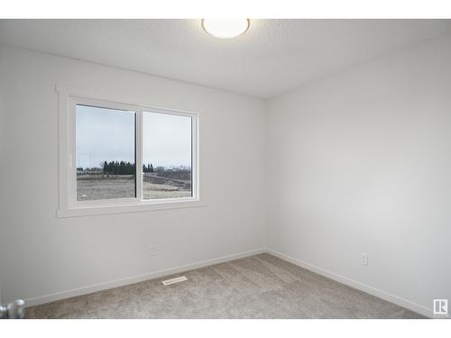 18 Eastwood Dr, Spruce Grove, AB - Indoor Photo Showing Other Room