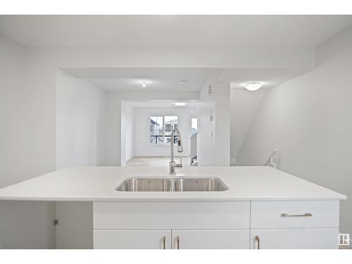 18 Eastwood Dr, Spruce Grove, AB - Indoor Photo Showing Kitchen With Double Sink