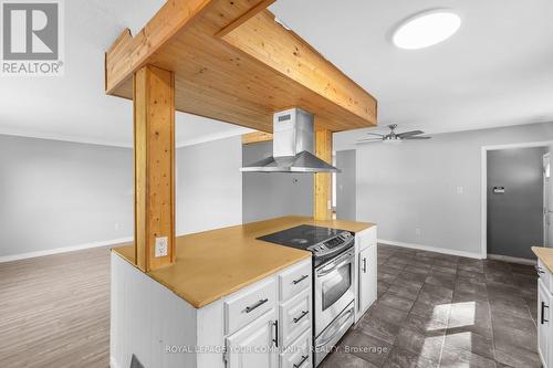 174 Niagara Falls Road, Thorold, ON - Indoor Photo Showing Kitchen