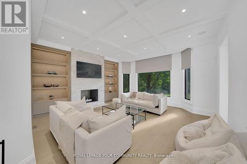 180 Westridge Drive, Vaughan, ON - Indoor Photo Showing Living Room With Fireplace