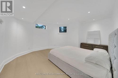 180 Westridge Drive, Vaughan, ON - Indoor Photo Showing Bedroom