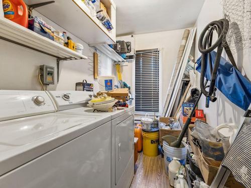 Salle de lavage - 17 Rue Fortier, Gatineau (Hull), QC - Indoor Photo Showing Laundry Room