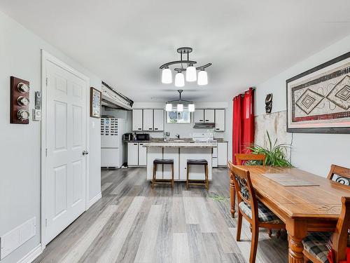 Family room - 380 17E Avenue, Saint-Jérôme, QC - Indoor Photo Showing Dining Room