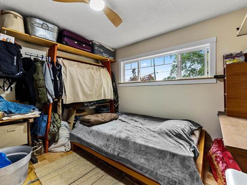 751 Holt Street, Kamloops, BC - Indoor Photo Showing Bedroom