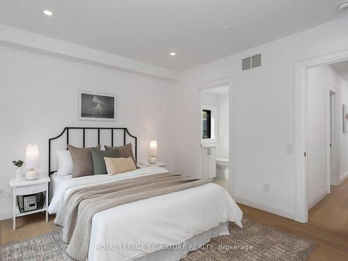 8 Dartnell Ave, Toronto, ON - Indoor Photo Showing Bedroom