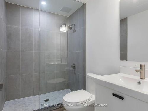 8 Dartnell Ave, Toronto, ON - Indoor Photo Showing Bathroom