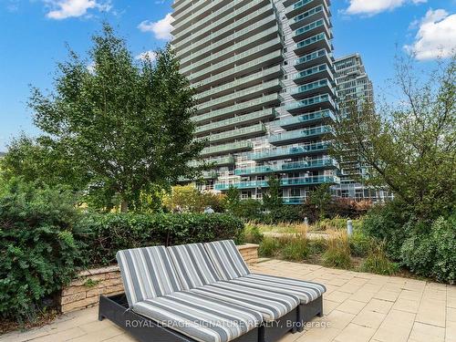 1213-16 Brookers Lane, Toronto, ON - Outdoor