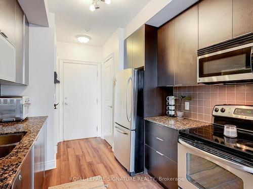 1213-16 Brookers Lane, Toronto, ON - Indoor Photo Showing Kitchen With Stainless Steel Kitchen