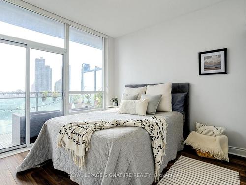 1213-16 Brookers Lane, Toronto, ON - Indoor Photo Showing Bedroom