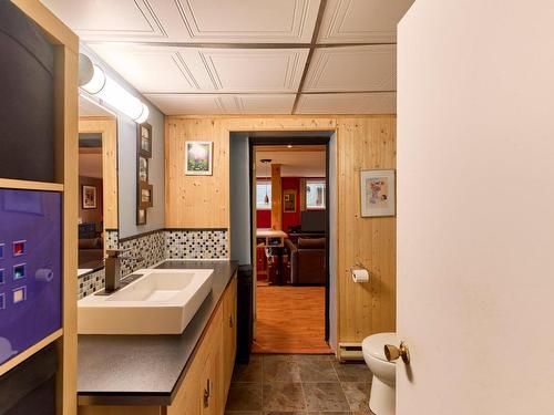 Bathroom - 11 Ch. De L'Érablière, Saint-Donat, QC - Indoor Photo Showing Bathroom