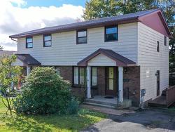 11 Regal Road  Dartmouth, NS B2W 4E9