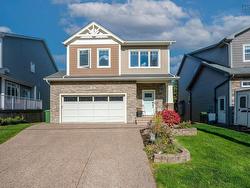 95 Fleetview Drive  Halifax, NS B3M 0J5