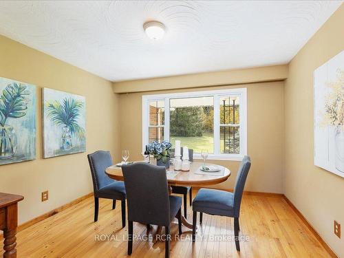 250 Ashworth Rd, Uxbridge, ON - Indoor Photo Showing Dining Room