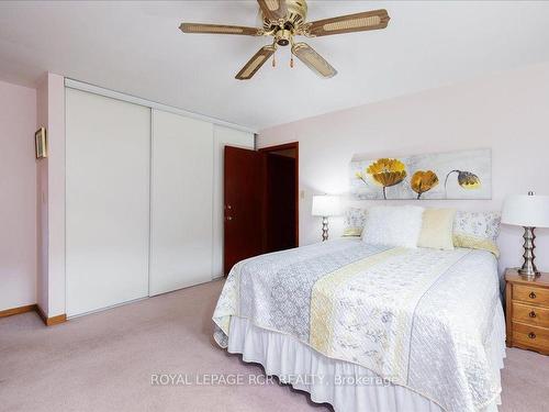 250 Ashworth Rd, Uxbridge, ON - Indoor Photo Showing Bedroom