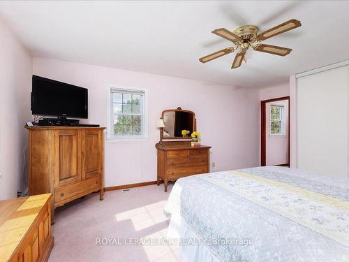 250 Ashworth Rd, Uxbridge, ON - Indoor Photo Showing Bedroom