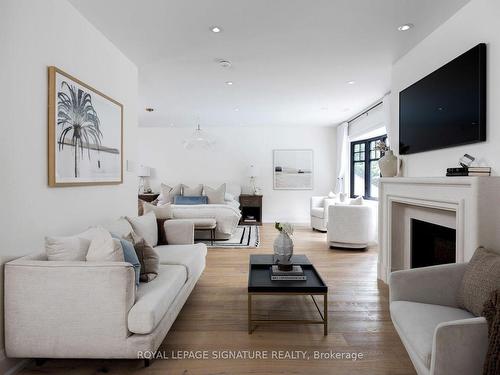 892 Tennyson Ave, Mississauga, ON - Indoor Photo Showing Living Room With Fireplace