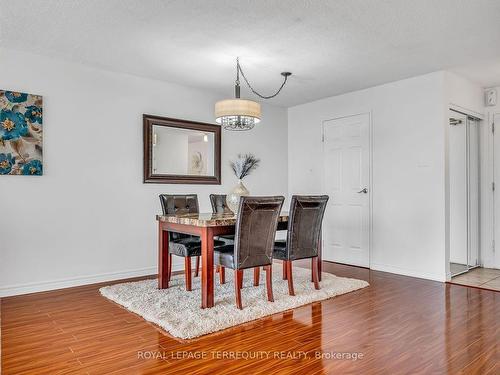 614-35 Trailwood Dr, Mississauga, ON - Indoor Photo Showing Dining Room