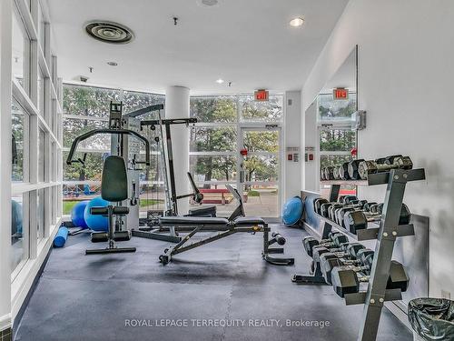 614-35 Trailwood Dr, Mississauga, ON - Indoor Photo Showing Gym Room