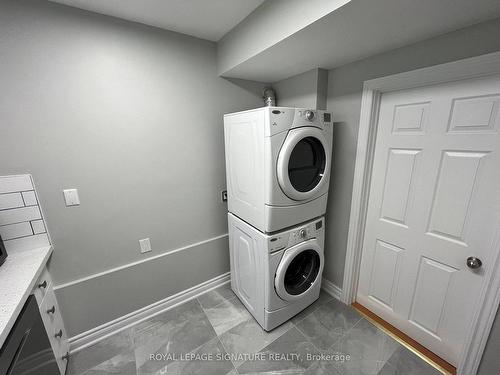 Lower-19 Lilywood Rd, Toronto, ON - Indoor Photo Showing Laundry Room