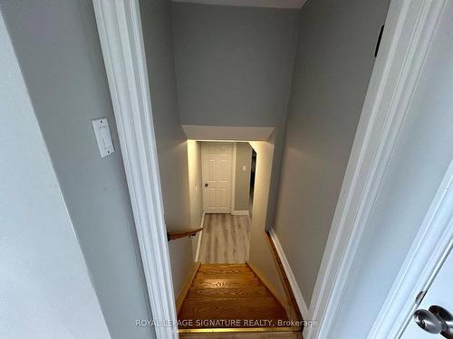 Lower-19 Lilywood Rd, Toronto, ON - Indoor Photo Showing Other Room