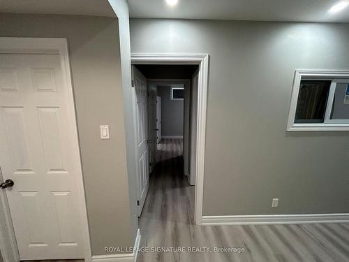 Lower-19 Lilywood Rd, Toronto, ON - Indoor Photo Showing Other Room