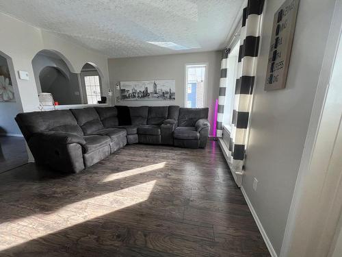 Salon - 7 Rue Mouttet N., Saint-Bruno-De-Guigues, QC - Indoor Photo Showing Living Room