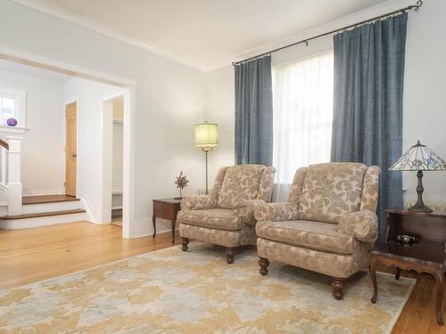 433 Mckellar St. S., Thunder Bay, ON - Indoor Photo Showing Living Room