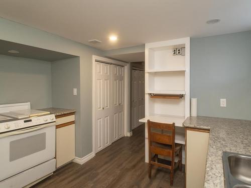 433 Mckellar St. S., Thunder Bay, ON - Indoor Photo Showing Kitchen