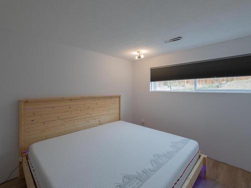 8 Beryl Drive, Logan Lake, BC - Indoor Photo Showing Bedroom