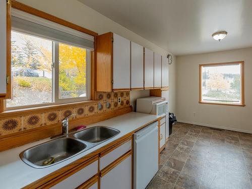 8 Beryl Drive, Logan Lake, BC - Indoor Photo Showing Kitchen With Double Sink