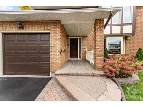 63 Parsons Ridge, Ottawa, ON 