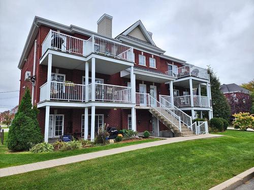 Frontage - 873 Rue Des Bosquets, Sainte-Marthe-Sur-Le-Lac, QC - Outdoor With Facade