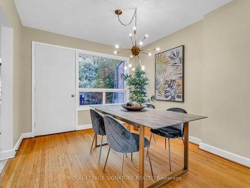 189 Three Valleys Dr, Toronto, ON - Indoor Photo Showing Dining Room