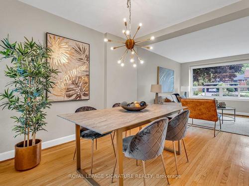 189 Three Valleys Dr, Toronto, ON - Indoor Photo Showing Dining Room