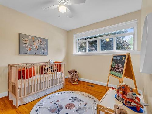 189 Three Valleys Dr, Toronto, ON - Indoor Photo Showing Bedroom