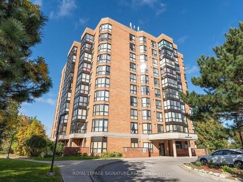 709-8 Silver Bell Grve, Toronto, ON - Outdoor With Facade