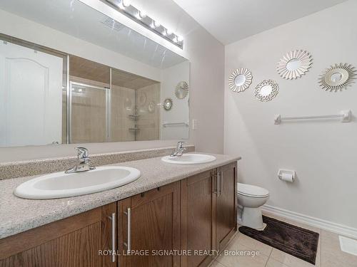 140 Agava St, Brampton, ON - Indoor Photo Showing Bathroom