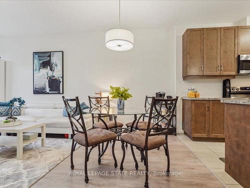 18 South Coast Circ, Fort Erie, ON - Indoor Photo Showing Dining Room