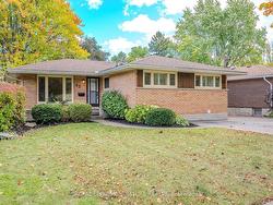 62 Duncairn Ave  Kitchener, ON N2M 4S4