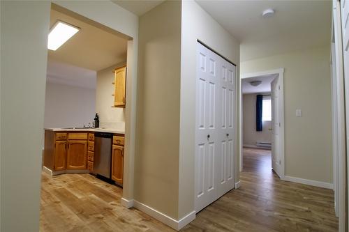 206-298 Yorkton Avenue, Penticton, BC - Indoor Photo Showing Other Room