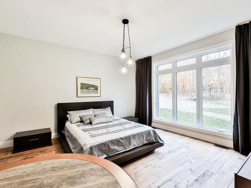 Bedroom - 280 Ch. De Blue Hills, Morin-Heights, QC - Indoor Photo Showing Bedroom