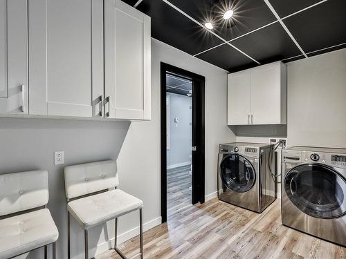 Laundry room - 280 Ch. De Blue Hills, Morin-Heights, QC - Indoor Photo Showing Laundry Room