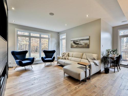 Living room - 280 Ch. De Blue Hills, Morin-Heights, QC - Indoor Photo Showing Living Room