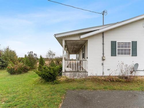 1533 Dock Road, Elmsdale, PE 