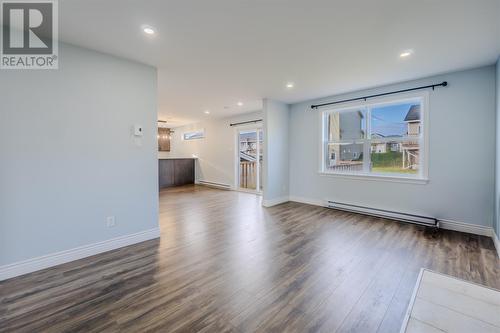 17 Quantum Drive, Paradise, NL - Indoor Photo Showing Living Room